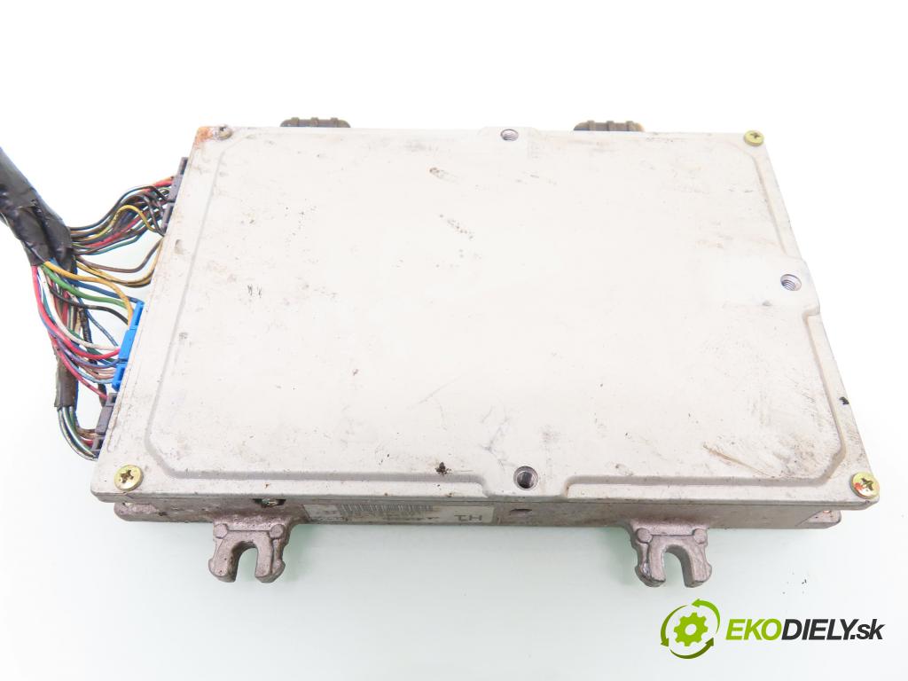 HONDA CR-V I (RD) SUV 1998 94,00 2.0 16V 4WD (RD1, RD3) - B20B3 1972,00 Riadiaca jednotka Motor 37820P3FG01
