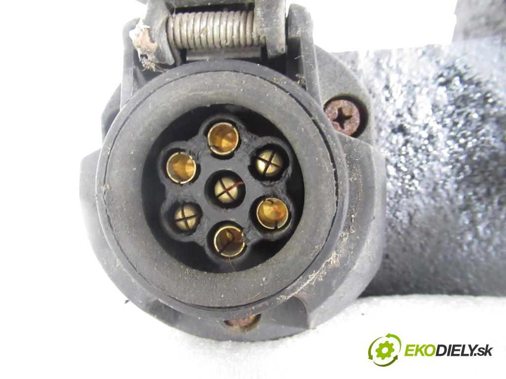 TOYOTA AVENSIS (_T25_) SEDAN 2005 108,00 2.0 VVTi (AZT250_) - 1AZ-FE 1998,00 Hák 