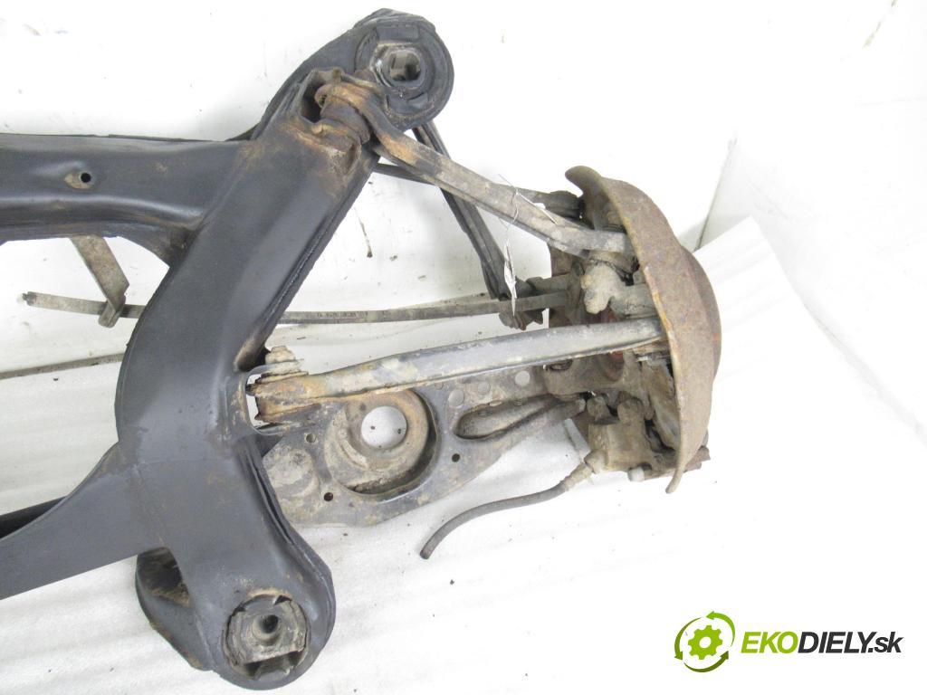 MERCEDES-BENZ KLASA C (W202) SEDAN 1993 55,00 C 200 D (202.120) - OM 601.913 1997,00 zadné