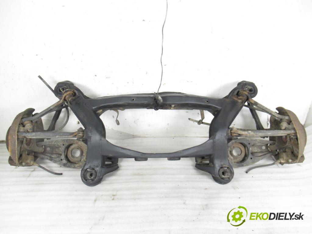 MERCEDES-BENZ KLASA C (W202) SEDAN 1993 55,00 C 200 D (202.120) - OM 601.913 1997,00 zadné