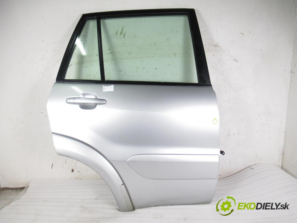 TOYOTA RAV 4 II (_A2_) SUV 2004 85,00 2.0 D-4D 4WD 116 - 1CD-FTV 1995,00 Dvere pravé zadné