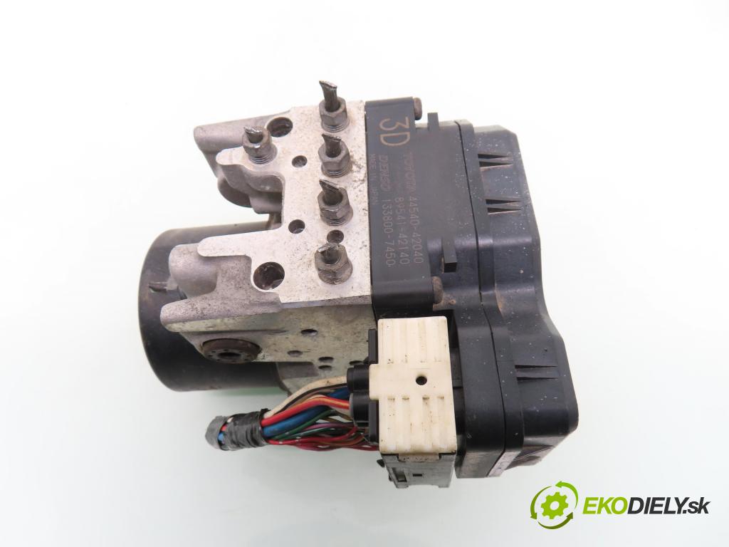 TOYOTA RAV 4 II (_A2_) SUV 2004 85,00 2.0 D-4D 4WD 116 - 1CD-FTV 1995,00 pumpa ABS 4454042040 ; 8954142140 ; 1338007450 (Pumpa ABS)