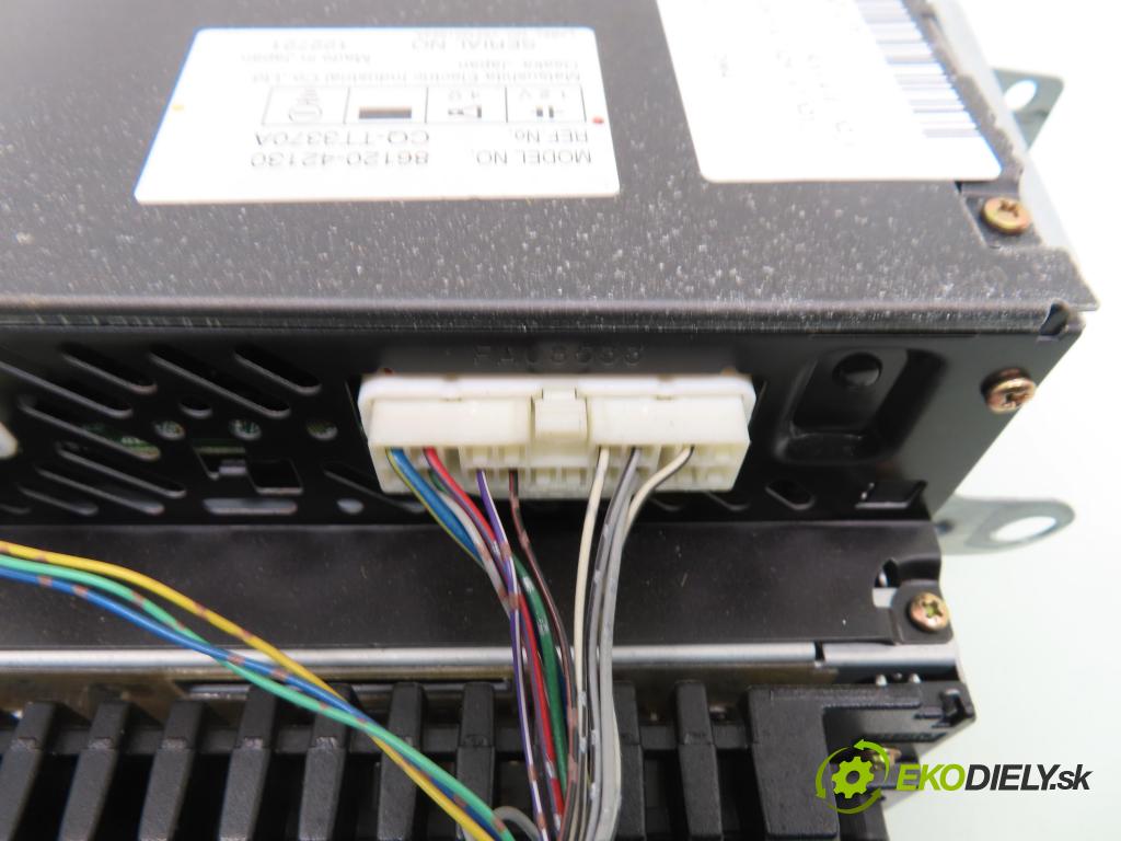 TOYOTA RAV 4 II (_A2_) SUV 2004 85,00 2.0 D-4D 4WD 116 - 1CD-FTV 1995,00 RADIO CD 8612042130