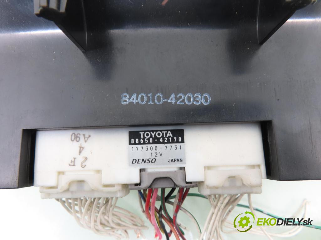 TOYOTA RAV 4 II (_A2_) SUV 2004 85,00 2.0 D-4D 4WD 116 - 1CD-FTV 1995,00 Panel kúrenia KLIMATRONIK 8865042170 ; 1773007731