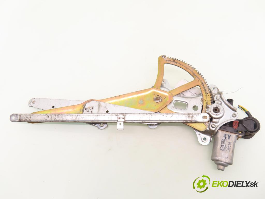 TOYOTA RAV 4 II (_A2_) SUV 2004 85,00 2.0 D-4D 4WD 116 - 1CD-FTV 1995,00 Mechanizmus okien 8572042070 ; 0620401160