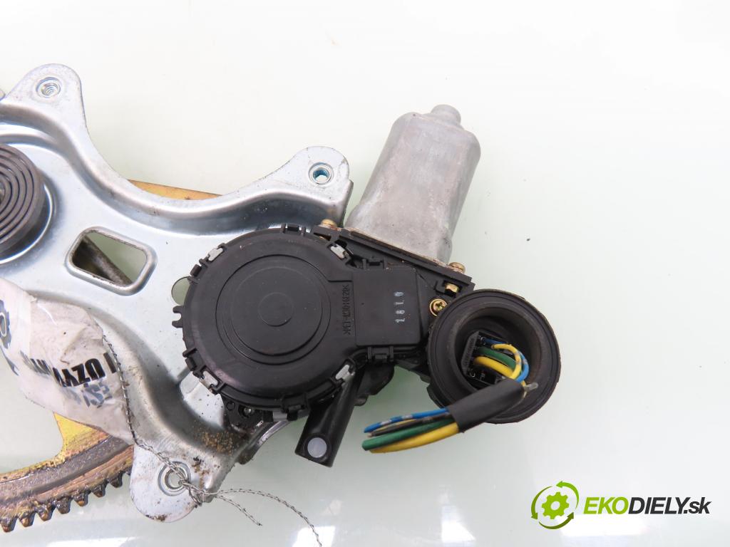 TOYOTA RAV 4 II (_A2_) SUV 2004 85,00 2.0 D-4D 4WD 116 - 1CD-FTV 1995,00 Mechanizmus okien 8572042070 ; 0620401160