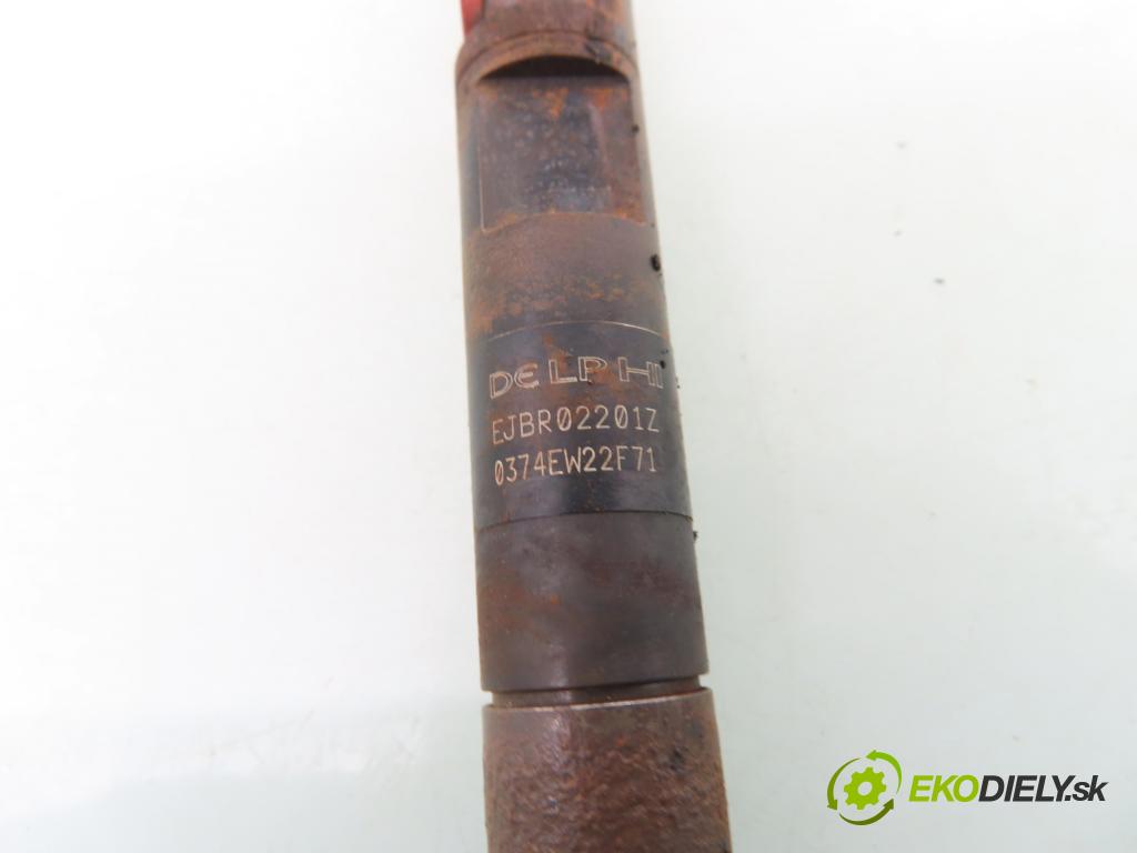 FORD FOCUS Turnier (DNW) KOMBI 2003 74,00 1.8 TDCi - FFDA 1753,00 vstřikovač EJBR02201Z ; 2T1Q9F593AA (Vstřikovač paliva)