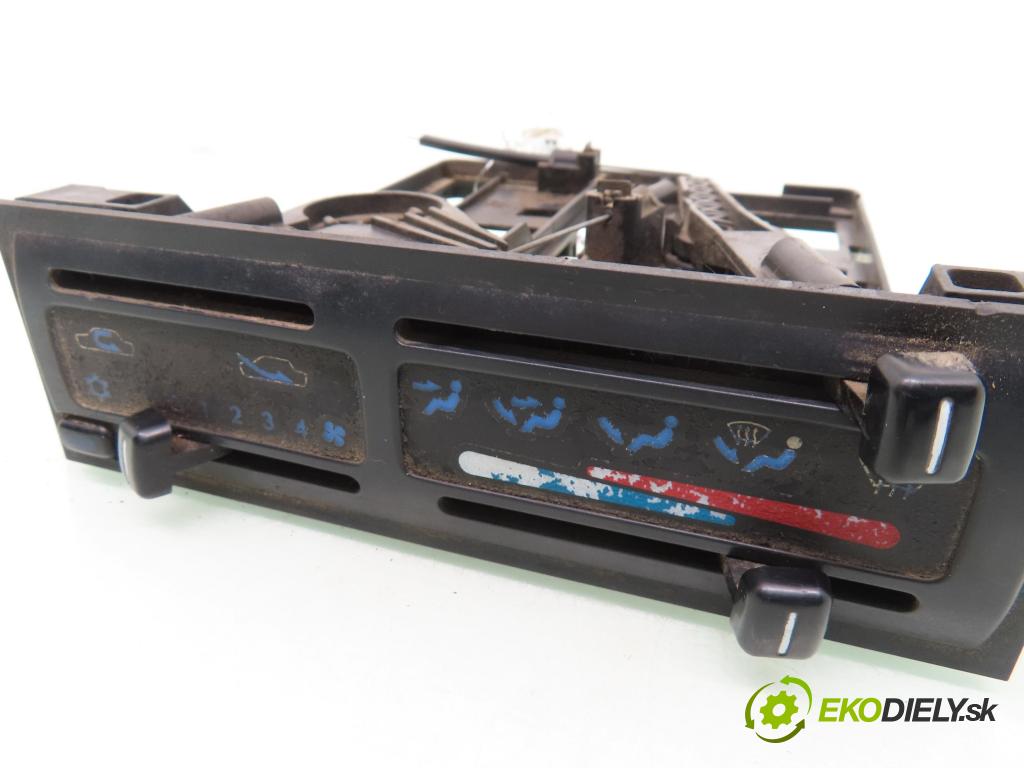 NISSAN TERRANO II (R20) TERENOWY 1996 92,00 2.7 TDi 4WD 125 - TD27TI 2664,00 Panel topení KLIMATIZACE: 5971030762