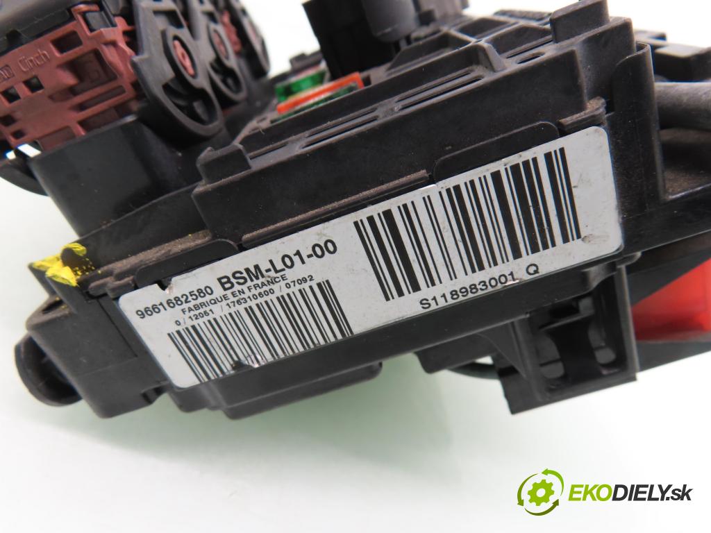 PEUGEOT 407 (6D_) SEDAN 2006 80,00 1.6 HDi 110 - 9HZ (DV6TED4) 1560,00 MODUL BSM 9661682580 ; S118983001Q