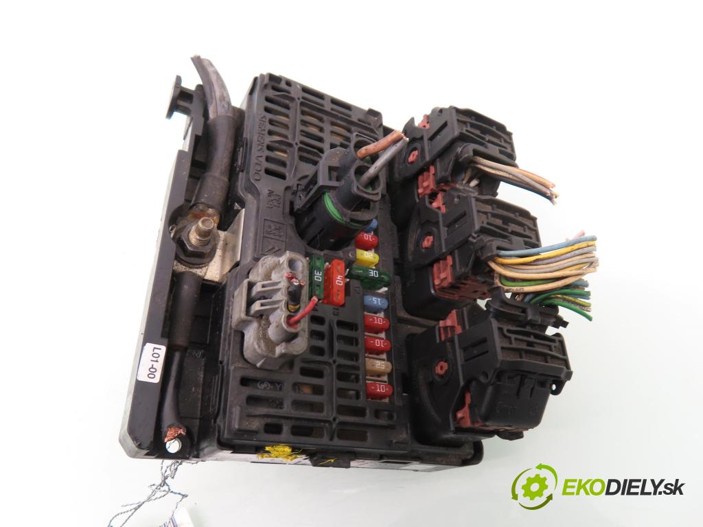 PEUGEOT 407 (6D_) SEDAN 2006 80,00 1.6 HDi 110 - 9HZ (DV6TED4) 1560,00 MODUL BSM 9661682580 ; S118983001Q