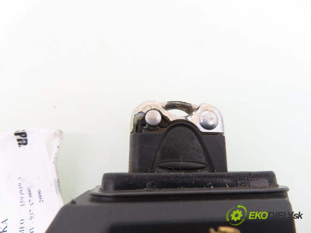 ALFA ROMEO 159 (939_) SEDAN 2006 85,00 1.9 JTDM 8V - 937 A7.000 1910,00 spinačka 1560616200 (Spínacia skrinka)