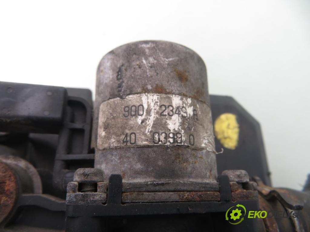 AUDI A8 D3 (4E2, 4E8) SEDAN 2004 171,00 3.0 TDI quattro - ASB 2967,00 Webasto 4E0265081L ; 4E0910105A ; 1301941A (Webasto (nezávislé topení))