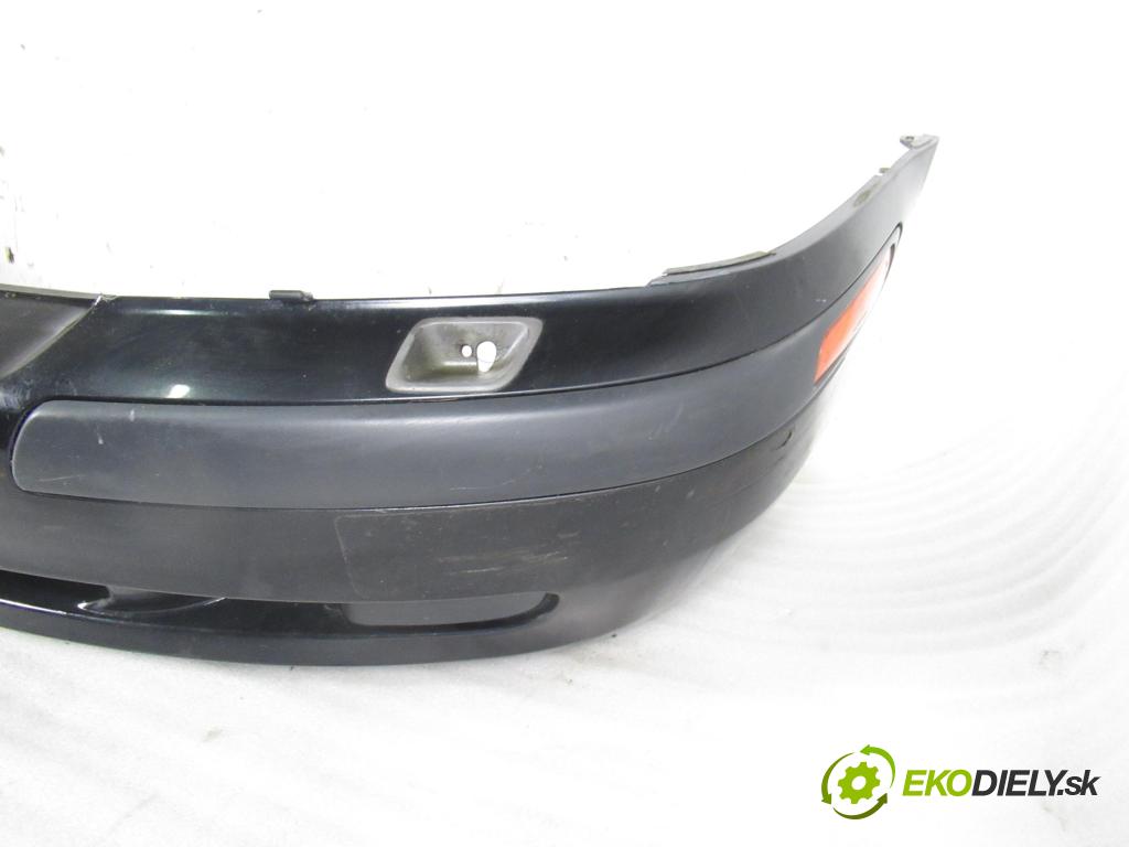 VOLVO V40 Kombi (645) KOMBI 2002 90,00 1.8 i - B 4184 SJ 1834,00 nárazník přední část