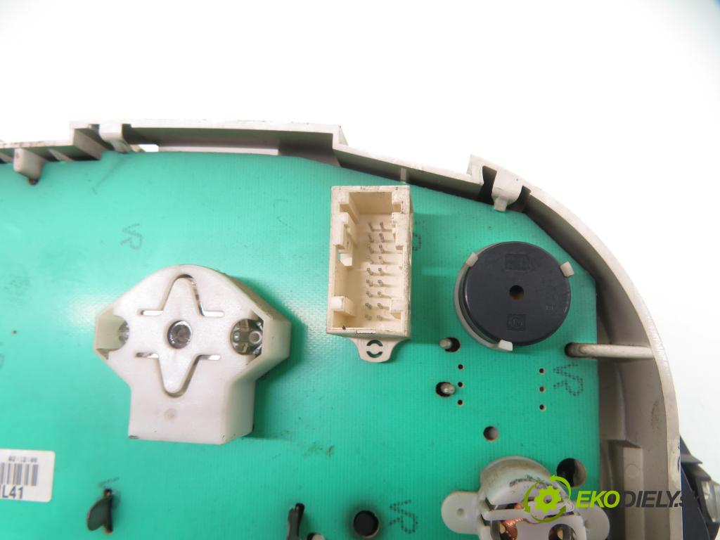 PEUGEOT EXPERT (224) KOMBIVAN 2001 80,00 2.0 HDI 16V - RHW (DW10ATED4) 1997,00 Prístrojovka elektrický 1488561080 ; 501020680030 ; Z41122