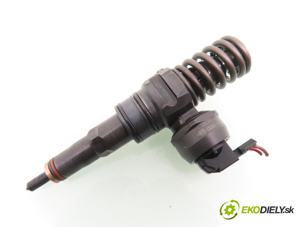 SEAT IBIZA III (6L1) HB 2004 55,00 1.4 TDI 75 - AMF 1422,00 Vstrekovač 045130073T ; 0414720035 (Vstrekovač paliva)