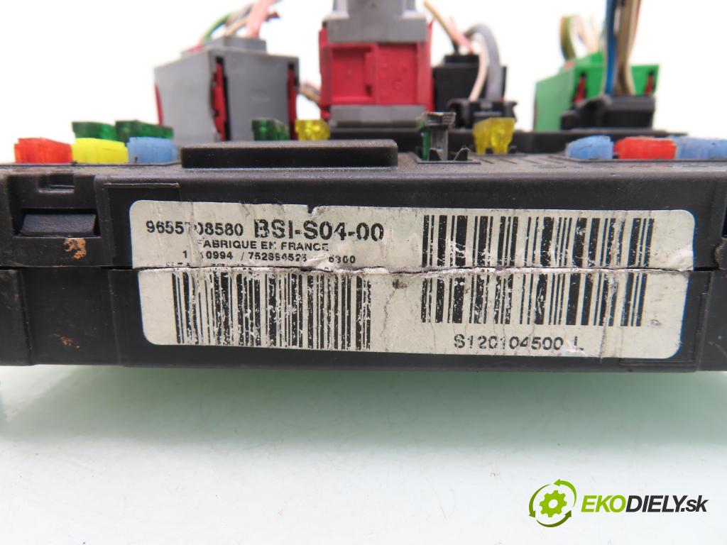 PEUGEOT 407 (6D_) SEDAN 2006 80,00 1.6 HDi 110 - 9HZ (DV6TED4) 1560,00 MODUL BSI S120104500L ; 9655708580