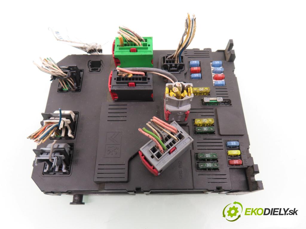 PEUGEOT 407 (6D_) SEDAN 2006 80,00 1.6 HDi 110 - 9HZ (DV6TED4) 1560,00 MODUL BSI S120104500L ; 9655708580