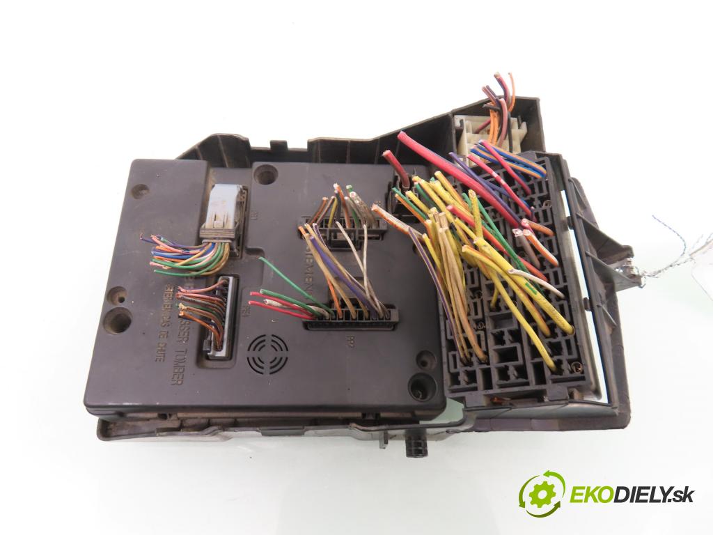 RENAULT SCENIC I (JA0/1_) MINIVAN 2000 75,00 1.9 dCi 102 - F9Q 732 1870,00 MODUL BSI 8200029342B ; S108502610D