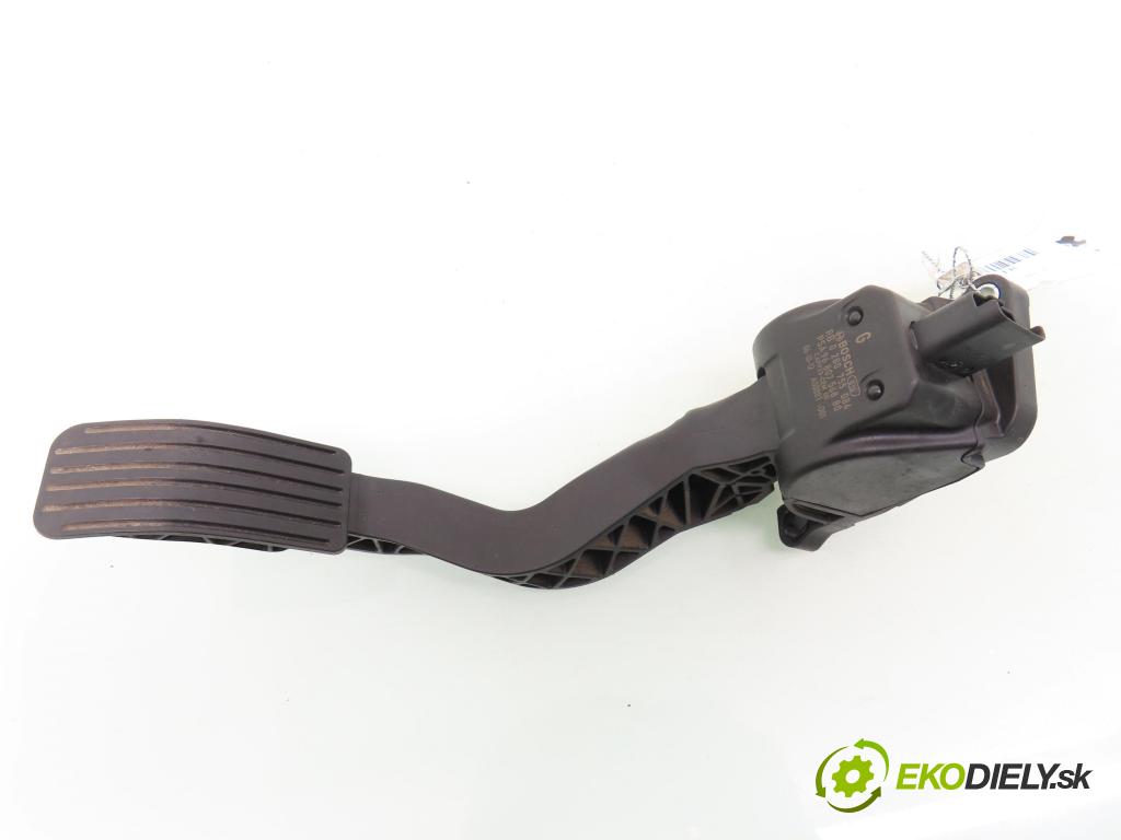 CITROEN C2 (JM_) HB 2005 50,00 1.4 HDi 68 8V - 8HZ 1398,00 Potenciometer plynu 0280755084 ; 9680756880 (Potenciometer plynového pedálu)