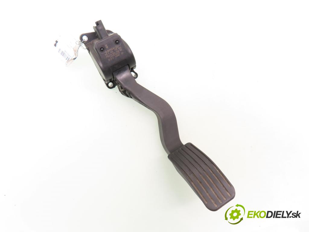 CITROEN C2 (JM_) HB 2005 50,00 1.4 HDi 68 8V - 8HZ 1398,00 Potenciometer plynu 0280755084 ; 9680756880 (Potenciometer plynového pedálu)