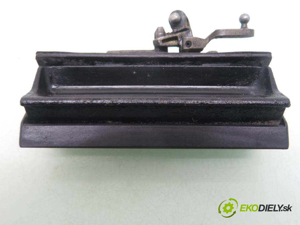 SEAT TOLEDO II (1M2) SEDAN 1999 74,00 1.6 - AEH 1595,00 Kľučka dverí kufor 1M5827561E