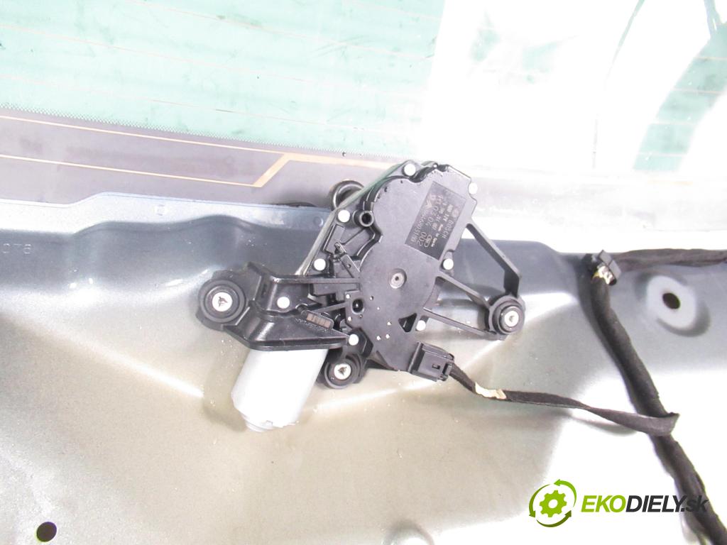 CITROEN C4 Picasso I (UD_) MINIVAN 2010 80,00 1.6 HDi 16V 109 - 9HZ 1560,00 kapota kufor VAN