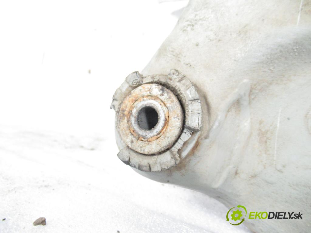 RENAULT ESPACE III (JE0_) MINIVAN 1998 103,00 2.0 16V  F4R 700 140 1998,00 PŘEDNÍ: