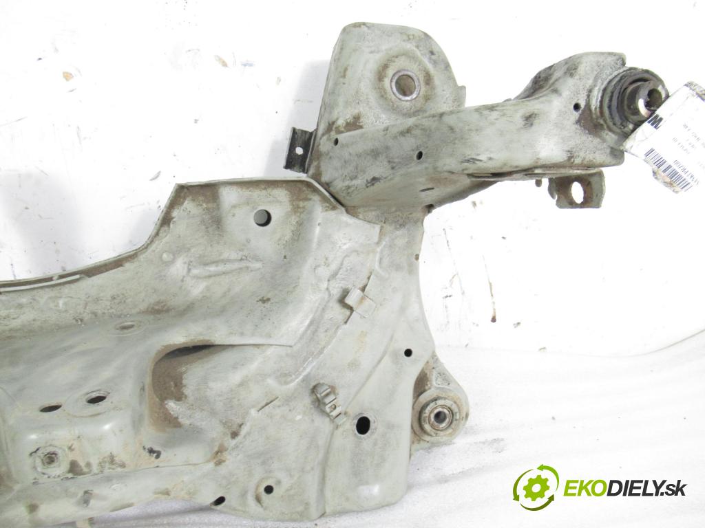 RENAULT ESPACE III (JE0_) MINIVAN 1998 103,00 2.0 16V  F4R 700 140 1998,00 PŘEDNÍ: