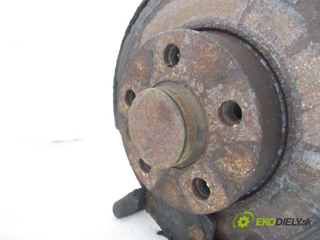 VW GOLF IV (1J1) HB 2001 77,00 1.6 16V - ATN 1598,00 Výstuha zadná ABS 