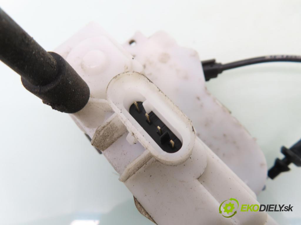 CITROEN C2 (JM_) HB 2005 50,00 1.4 HDi 68 8V - 8HZ 1398,00 zámok PPE