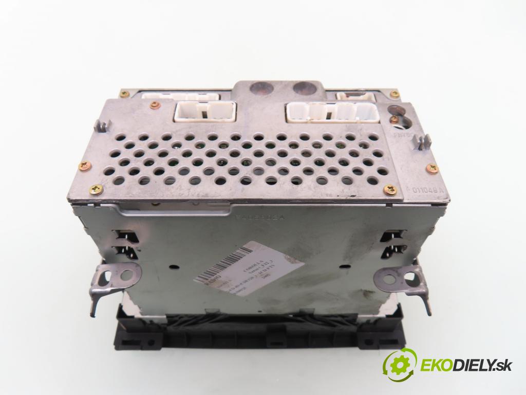 TOYOTA COROLLA Verso (_E12_) MINIVAN 2002 66,00 2.0 D-4D (CDE120_) - 1CD-FTV 1995,00 RADIO CD 8612013060B0