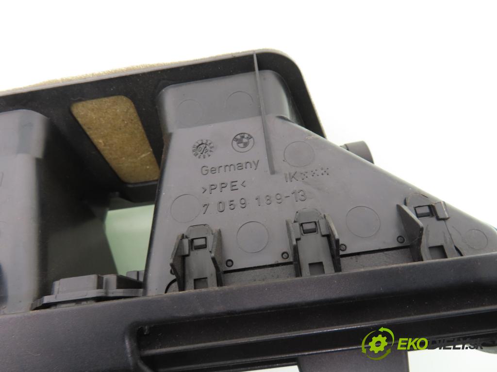 BMW 1 (E87) HB 2009 89,00 118 i - N43 B20 A 1995,00 Mriežky kúrenia CENTRUM: 7059189