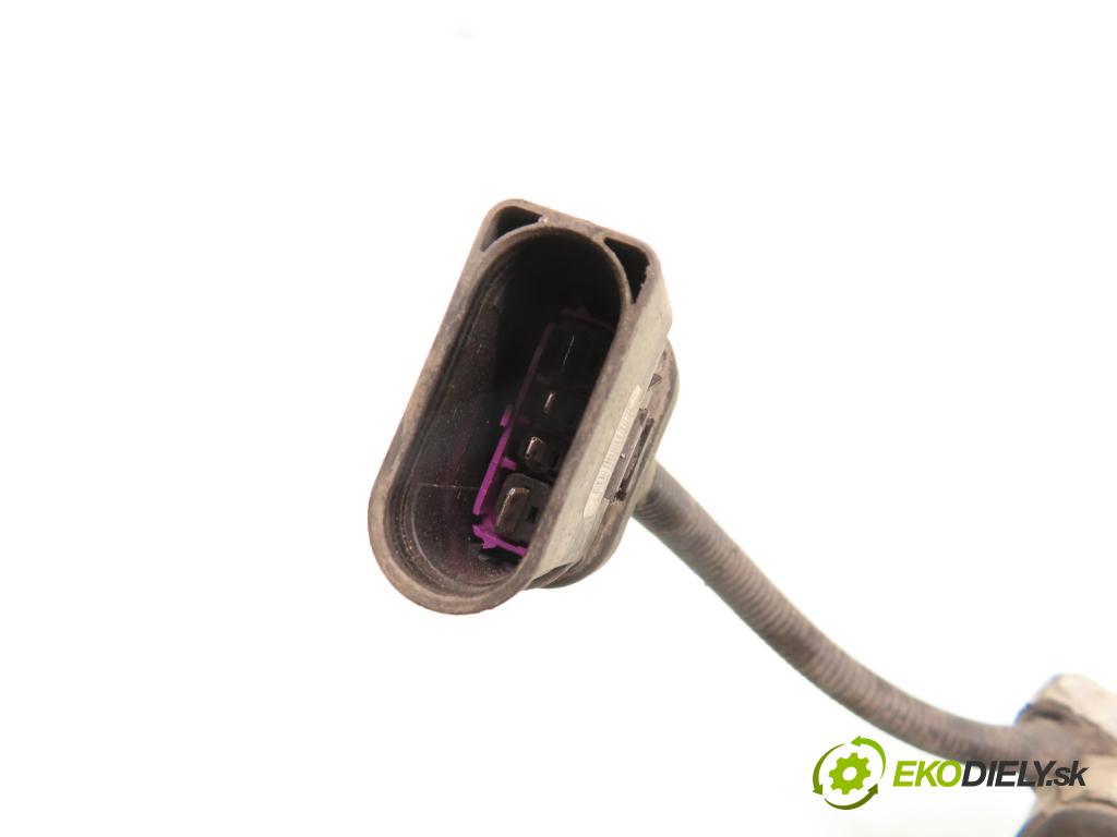 AUDI A8 D3 (4E2, 4E8) SEDAN 2004 171,00 3.0 TDI quattro - ASB 2967,00 Brzdič strmeň pravé zadné 