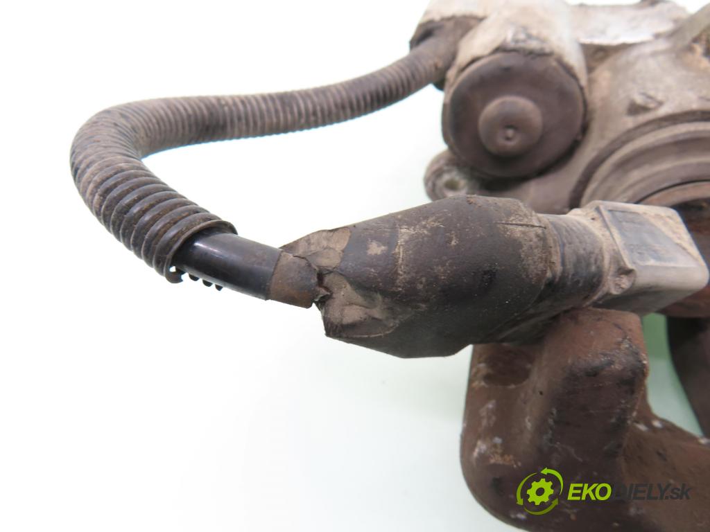 AUDI A8 D3 (4E2, 4E8) SEDAN 2004 171,00 3.0 TDI quattro - ASB 2967,00 Brzdič strmeň pravé zadné