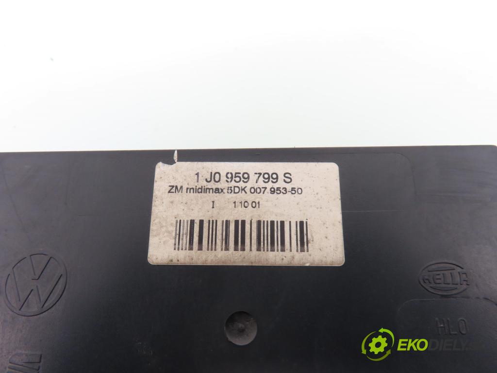 SEAT LEON (1M1) HB 2001 66,00 1.9 TDI - AGR 1896,00 MODUL komfortu 1J0959799S