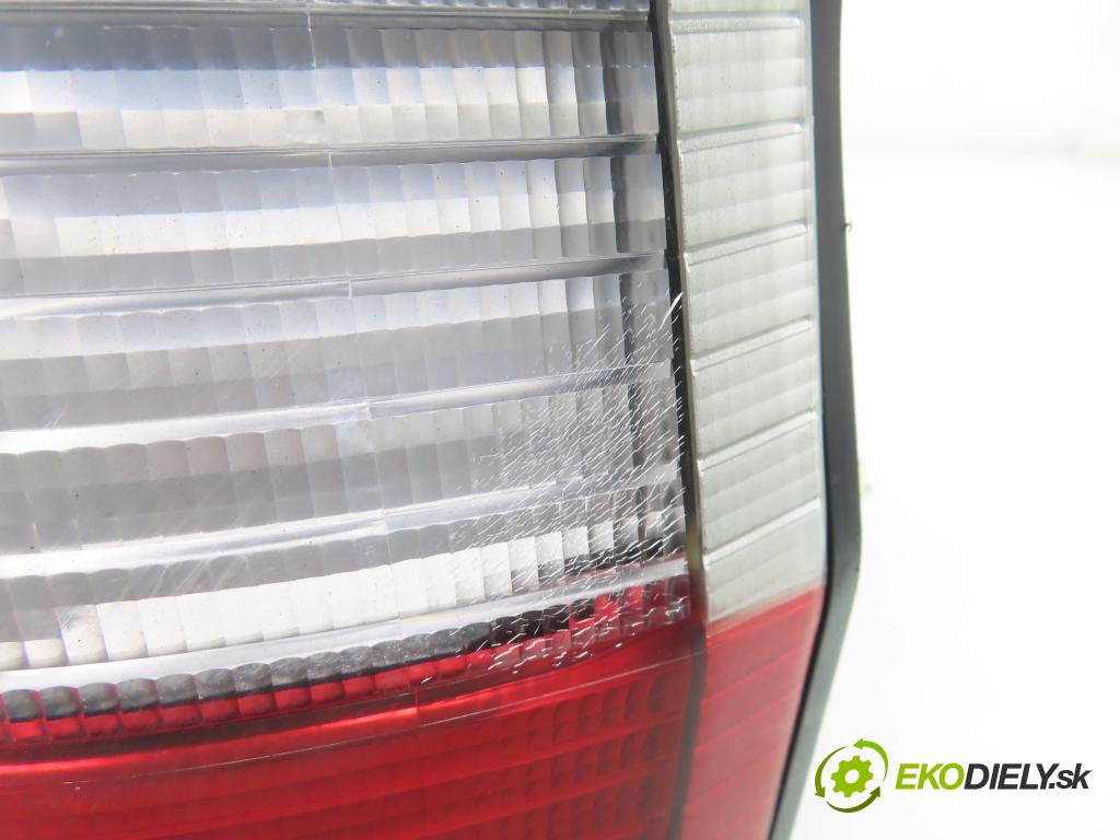 MAZDA DEMIO (DW) HB 1998 46,00 1.3 i 16V (DW3W) - B3 ME 1324,00 světlo pravé zadní