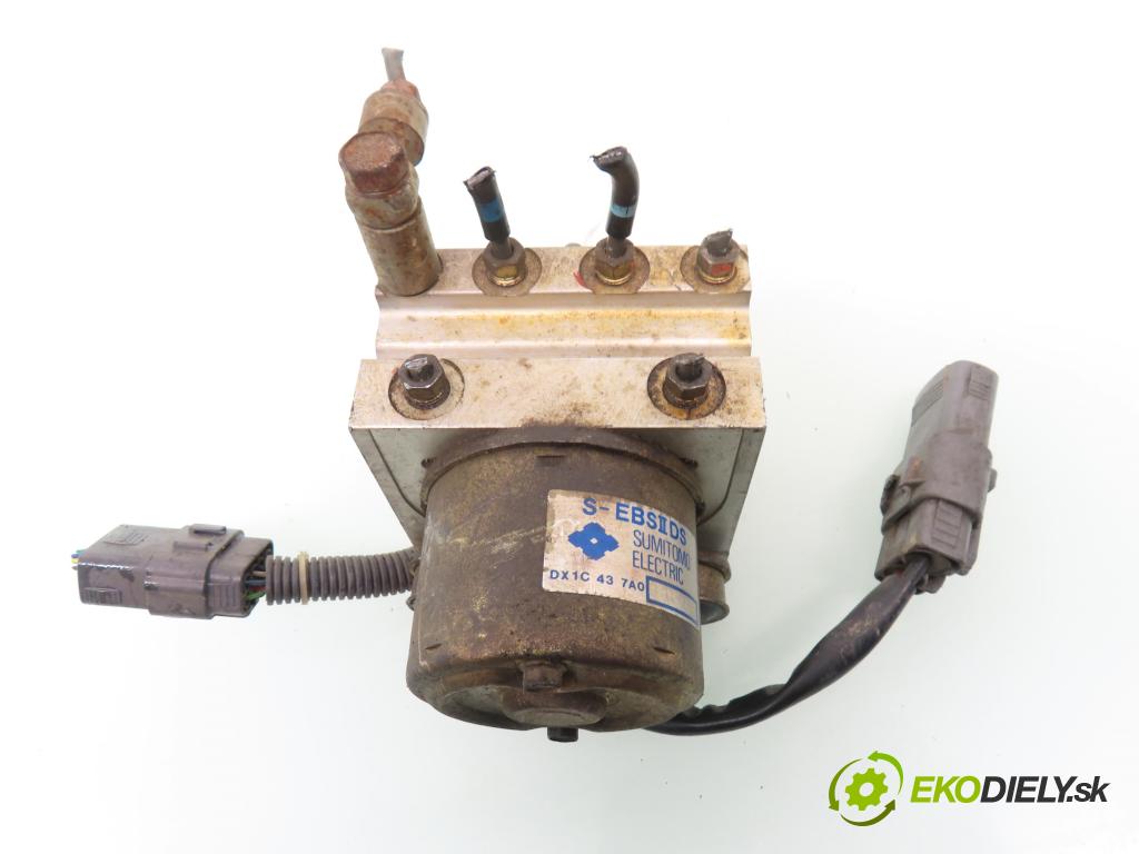 MAZDA DEMIO (DW) HB 1998 46,00 1.3 i 16V (DW3W) - B3 ME 1324,00 Pumpa ABS DX1C437A0 (Pumpa ABS)