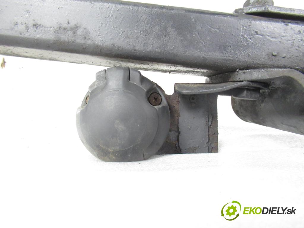 MERCEDES-BENZ VANEO (414) MINIVAN 2002 75,00 1.6 (414.700) - M 166.961 1598,00 Hák