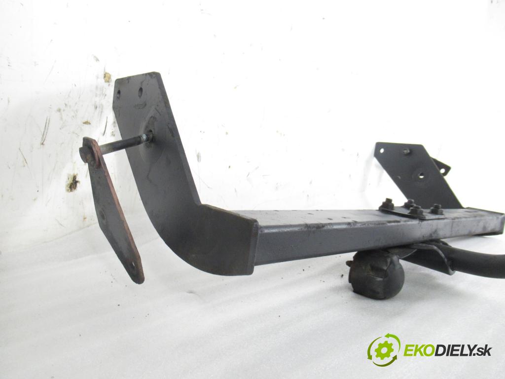 MERCEDES-BENZ VANEO (414) MINIVAN 2002 75,00 1.6 (414.700) - M 166.961 1598,00 Hák