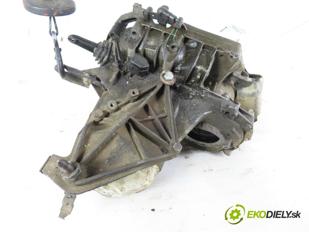 RENAULT ESPACE III (JE0_) MINIVAN 1998 103,00 2.0 16V  F4R 700 140 1998,00 převodovka MANUALNA JC5119