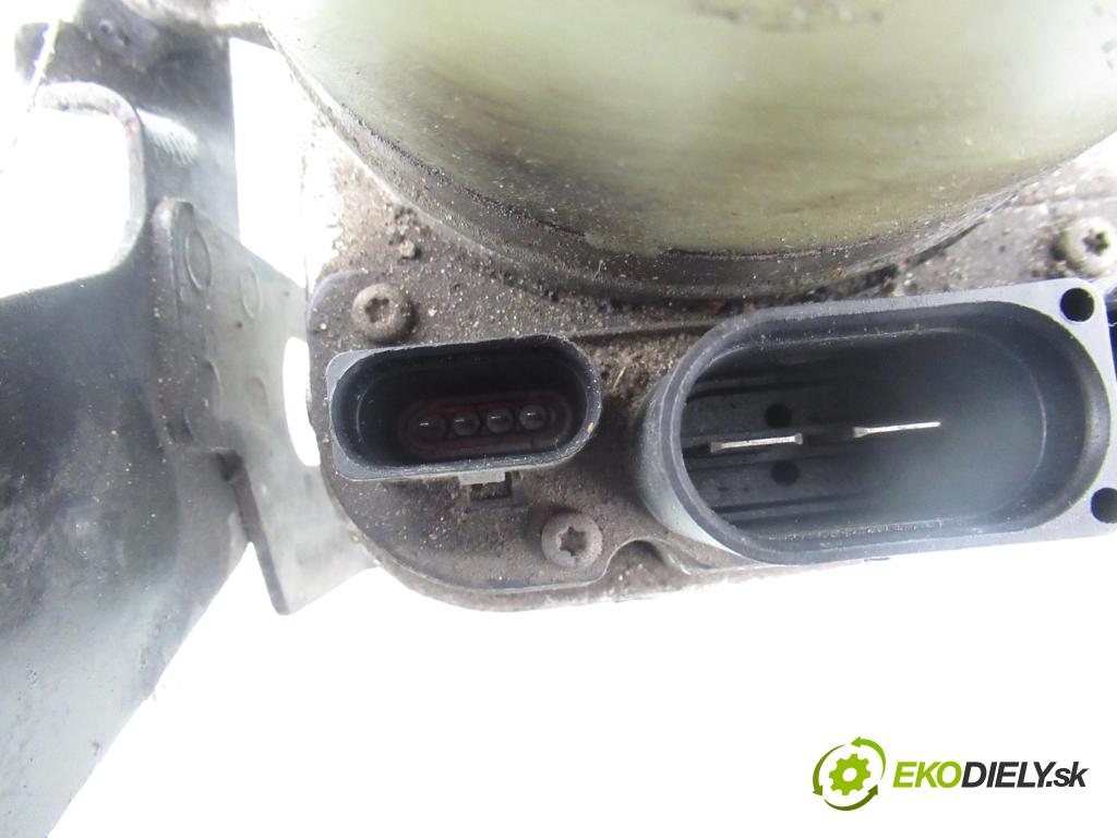 SKODA FABIA I (6Y2) HB 2001 44,00 1.4 MPi 60 - AZE 1397,00 Pumpa servočerpadlo 6Q0423371