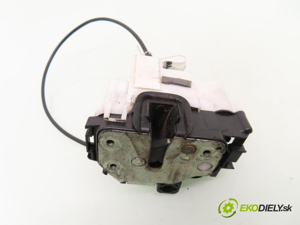 FIAT PANDA (169_) HB 2005 40,00 1.1 54 - 187 A1.000 1108,00 zámok 46810999