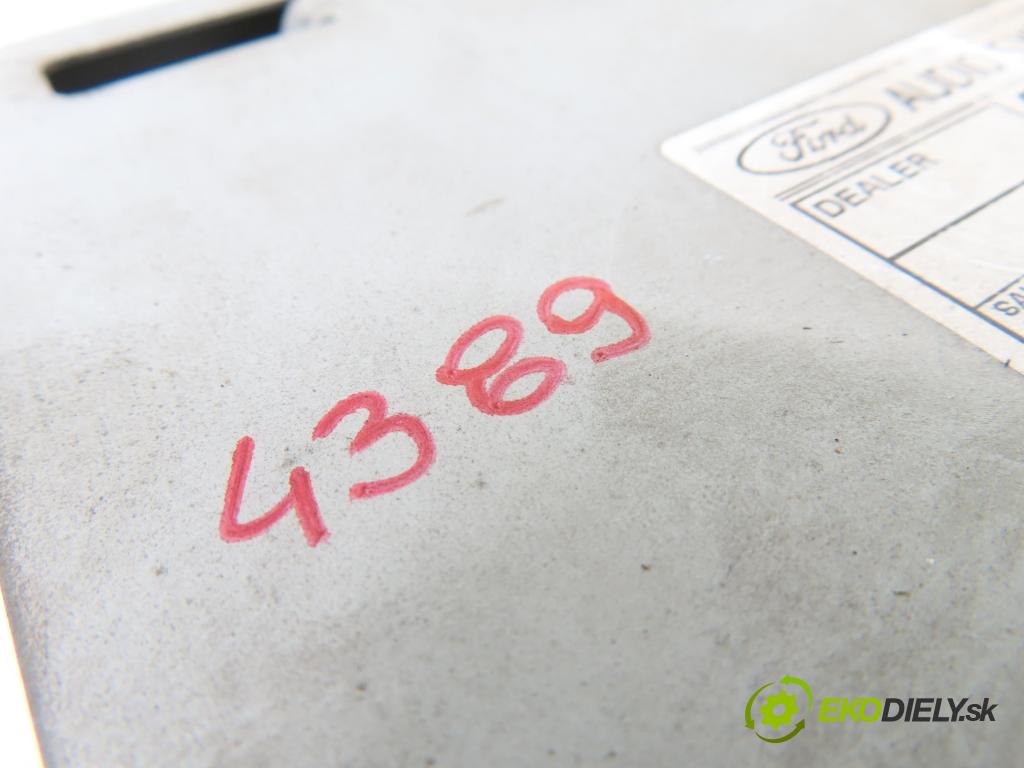 FORD FIESTA V (JH_, JD_) HB 2006 50,00 1.4 TDCi 8V 68 - F6JA 1399,00 RADIO CD 6S6118C815AG