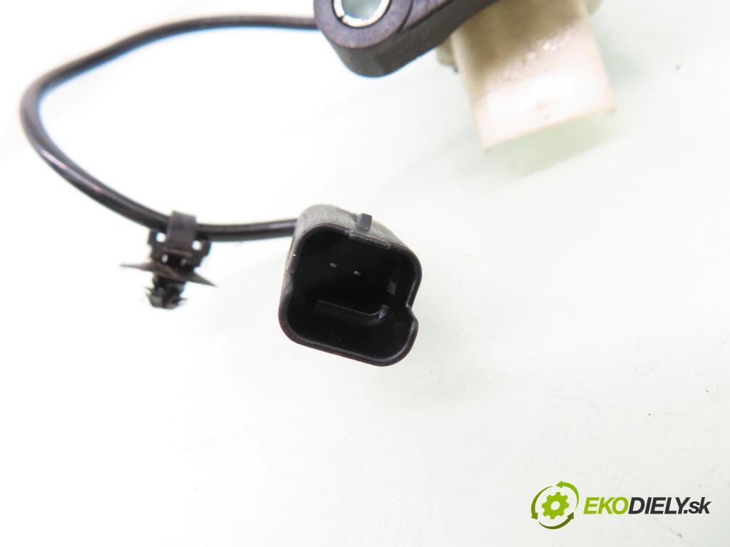 PEUGEOT 307 (3A/C) HB 2004 80,00 1.6 16V - NFU (TU5JP4) 1587,00 Potenciometer plynu 0280755001 ; 9650889180 (Potenciometer plynového pedálu)