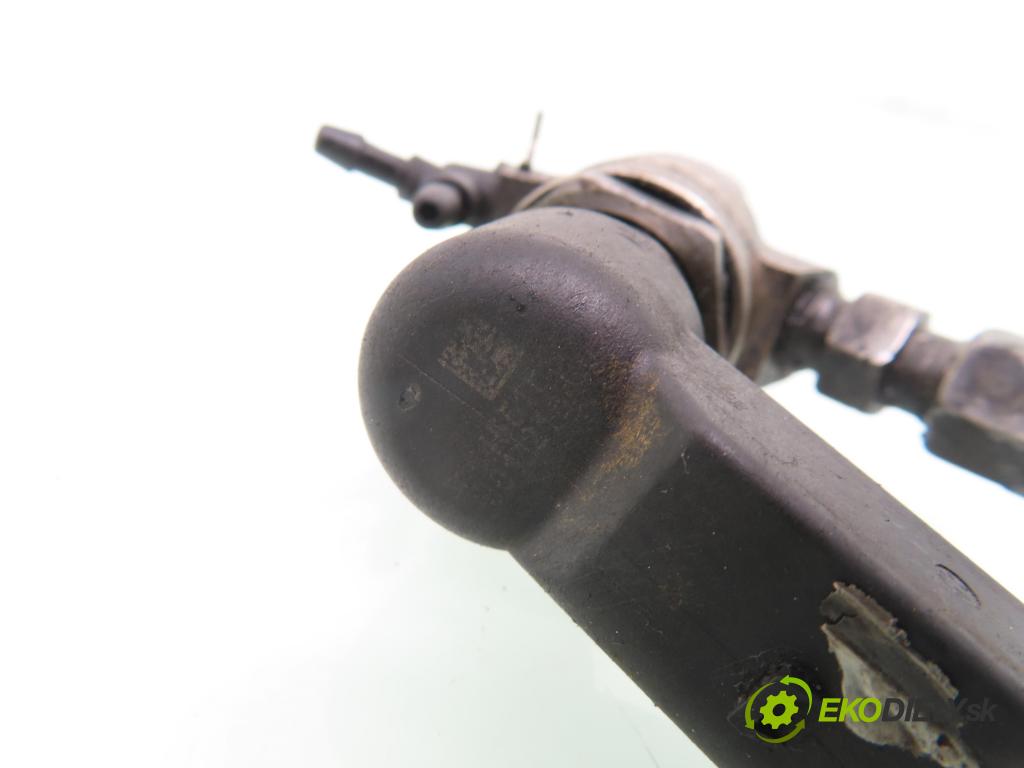 FORD FIESTA V (JH_, JD_) HB 2006 50,00 1.4 TDCi 8V 68 - F6JA 1399,00 vstřikovač 9654551080 (Vstřikovač paliva)