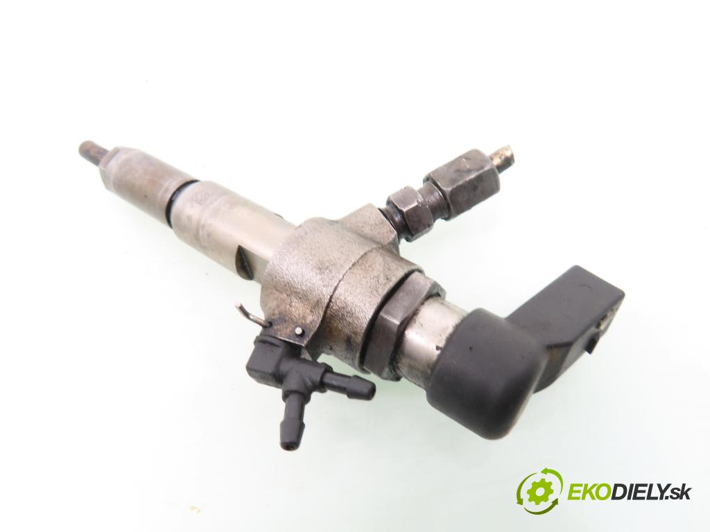 FORD FIESTA V (JH_, JD_) HB 2006 50,00 1.4 TDCi 8V 68 - F6JA 1399,00 vstřikovač 9654551080 (Vstřikovač paliva)