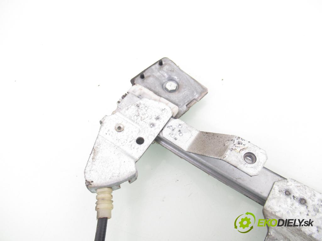 VW POLO (6N2) HB 2001 55,00 1.4 16V - AHW 1390,00 Mechanizmus okien D23630202105B