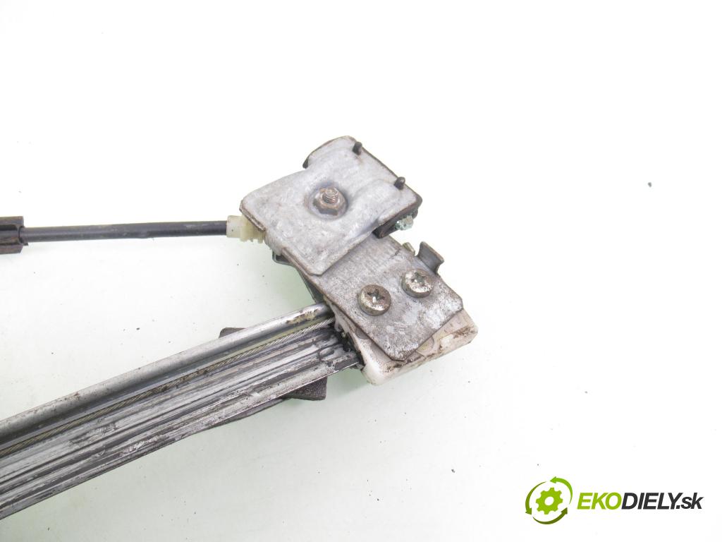 VW POLO (6N2) HB 2001 55,00 1.4 16V - AHW 1390,00 Mechanizmus okien D23630202105B