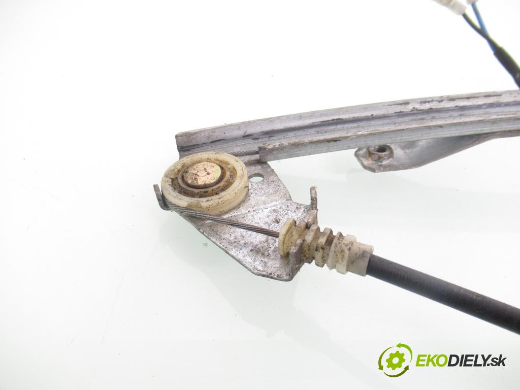 VW POLO (6N2) HB 2001 55,00 1.4 16V - AHW 1390,00 Mechanizmus okien D23630202105B