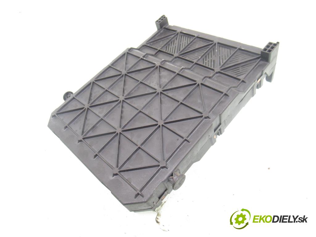 CITROEN C3 I (FC_) HB 2004 50,00 1.4 HDi 8V - 8HX 1398,00 MODUL BSI 9652474480 ; S118085200K